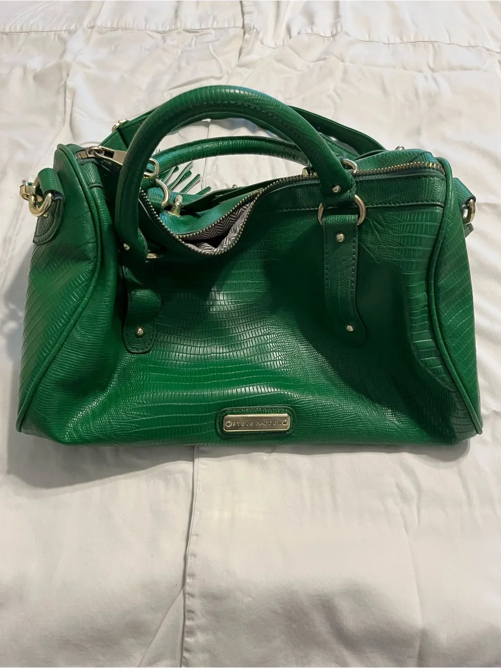 Steve Madden Green Purse with Tassel Accent and detachable strap